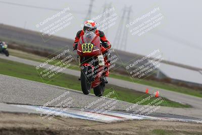 media/Nov-29-2025-TrackDaz (Sat) [[10ae2d9bce]]/B Group/Session 4 (Wheelie Bump)/